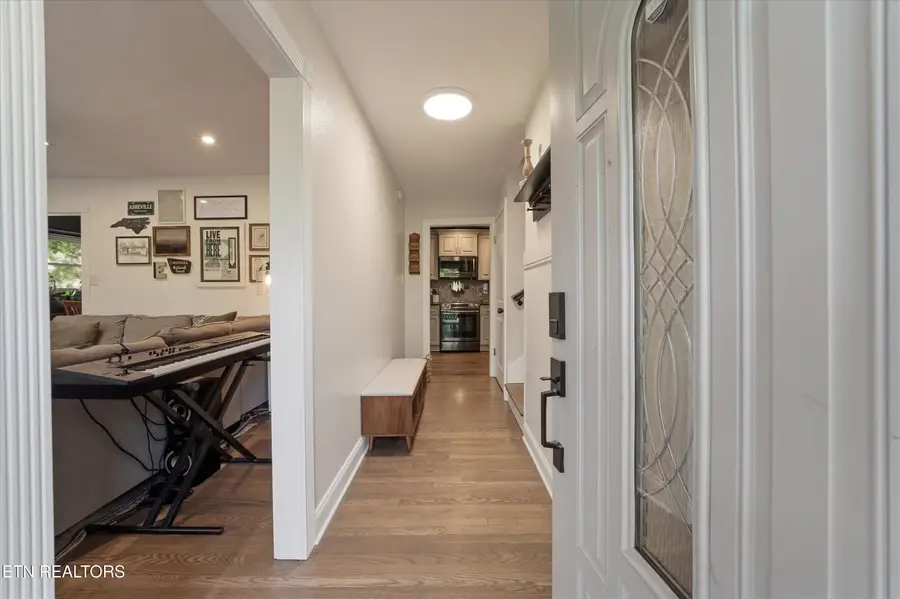 1728 Uppingham Drive, Knoxville, TN 37918 - #2