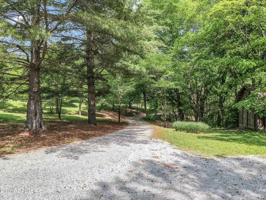 2310 W Gallaher Ferry Rd, Knoxville, TN 37932 - #2