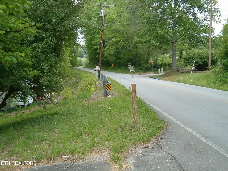 Centers Patton Rd, Harriman, TN 37748 - #3