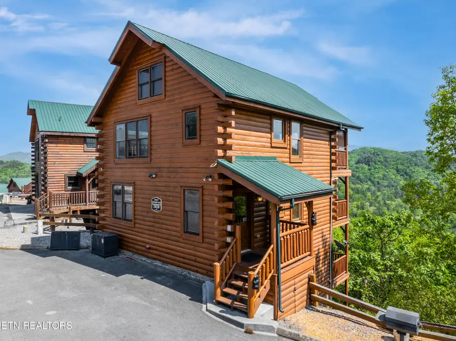 2828 White Oak Ridge Lane, Sevierville, TN 37862 - #3