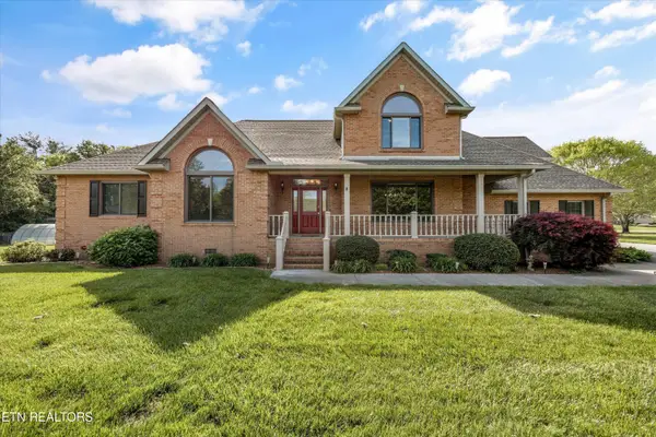 318 Hidden Cove Court, Maryville, TN 37803