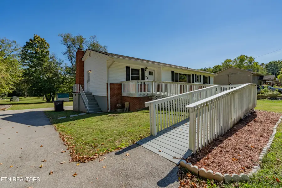404 Bridge View Lane, Knoxville, TN 37914 - #3