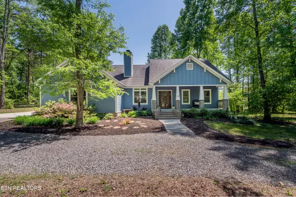 10428 Rather Rd, Knoxville, TN 37931