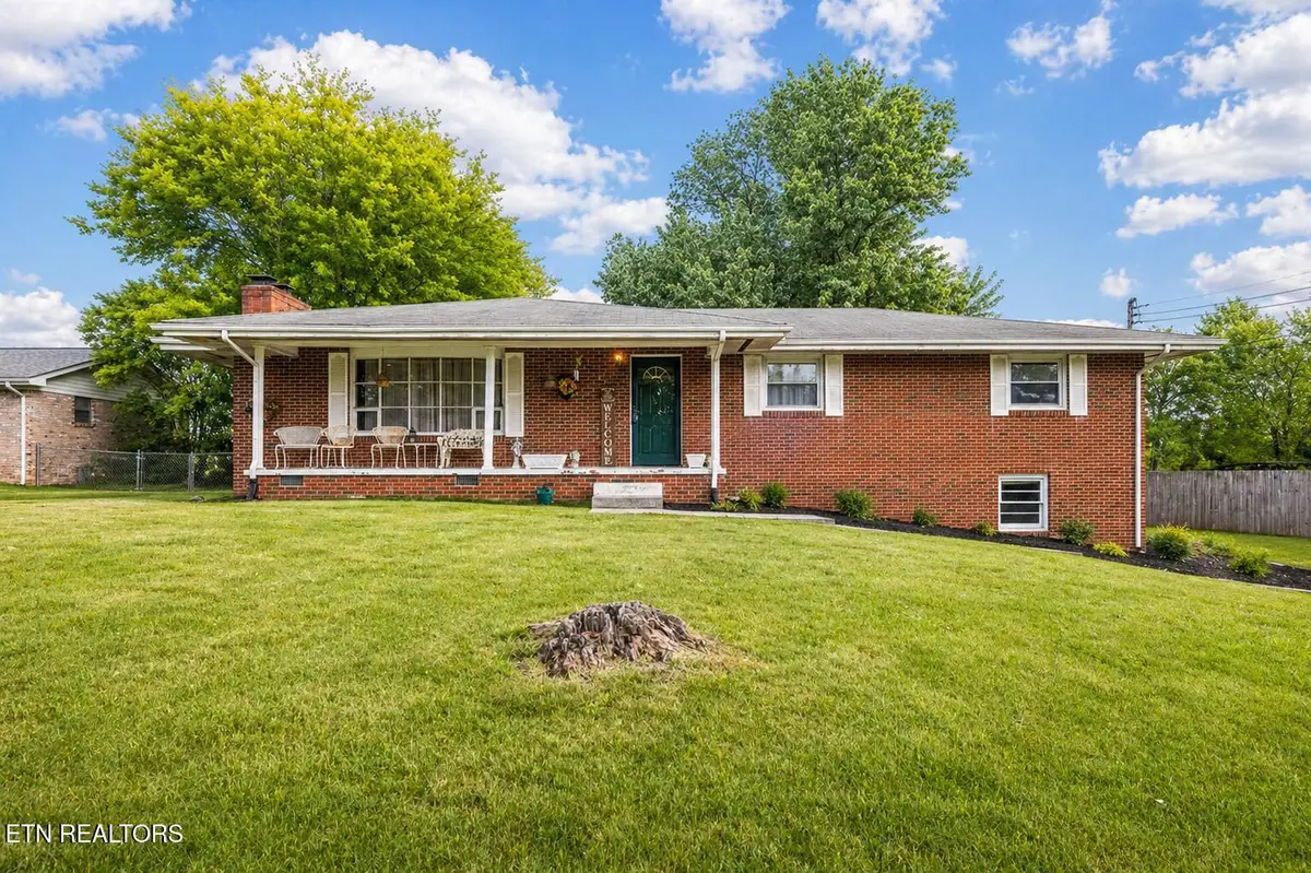 8012 Sharp Rd, Powell, TN 37849 - #1
