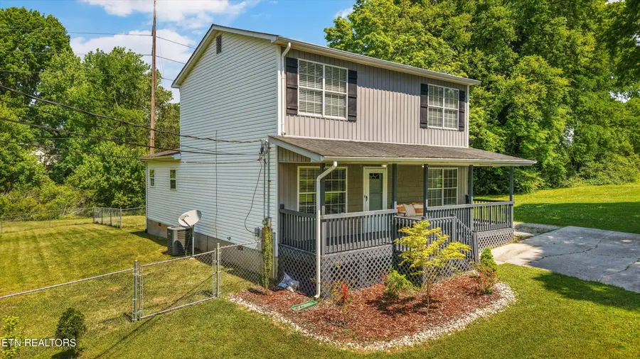 2403 Maple Drive, Knoxville, TN 37918 - #3