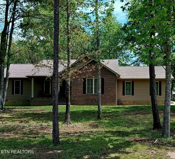 5318 Wilder Rd, Grimsley, TN 38565