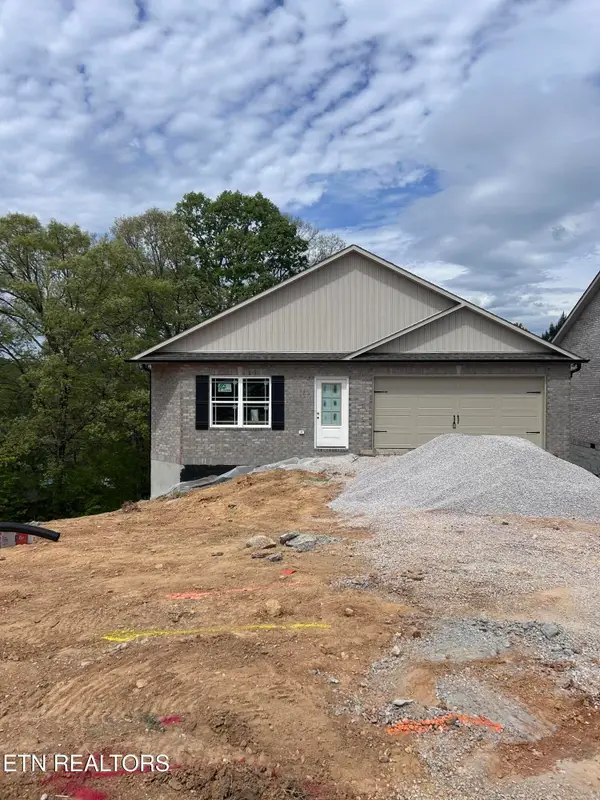 2935 Zachary Pointe Lane, Knoxville, TN 37938