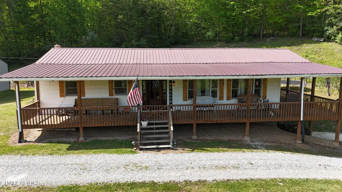 1976 Smoky Creek Rd, Huntsville, TN 37756 - #1