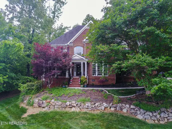 711 Hunting Fox Lane, Knoxville, TN 37934