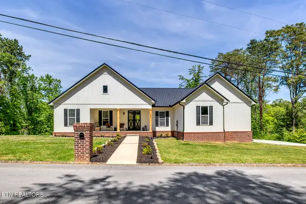 1056 Chula Vista Drive, Friendsville, TN 37737