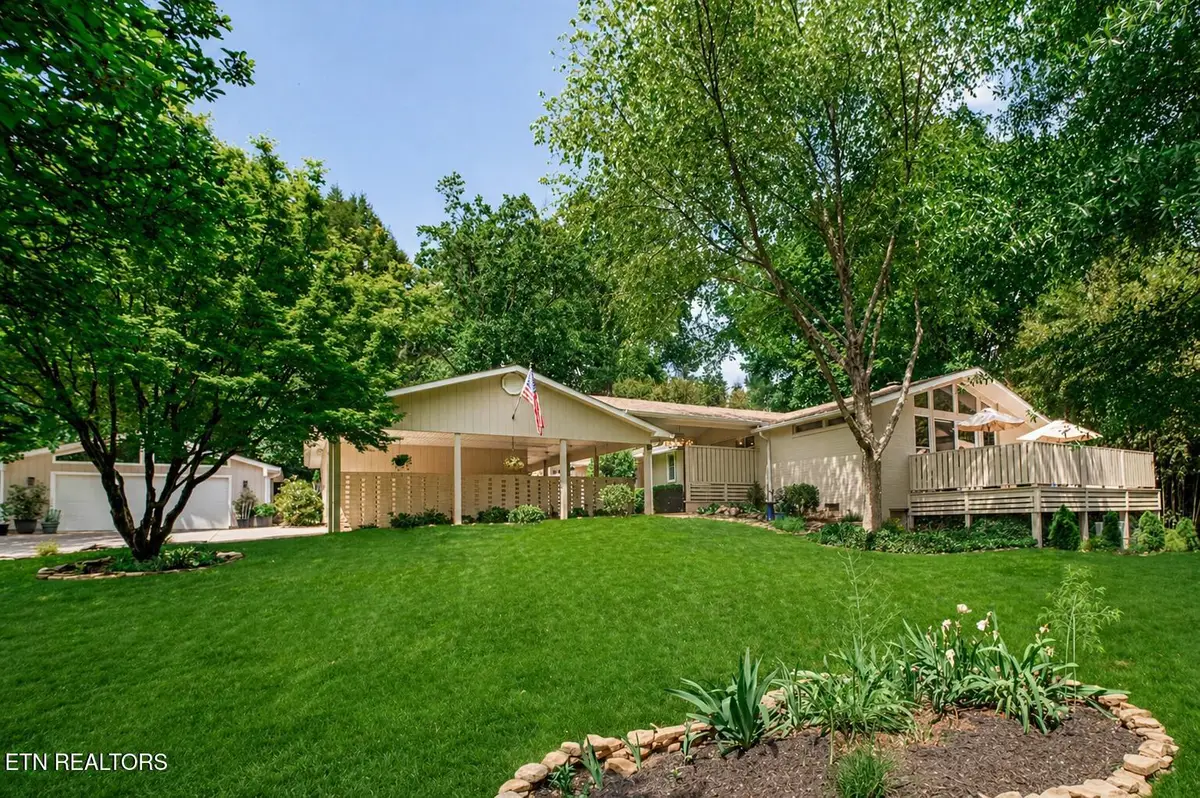 213 Golfclub Rd, Knoxville, TN 37919 - #1