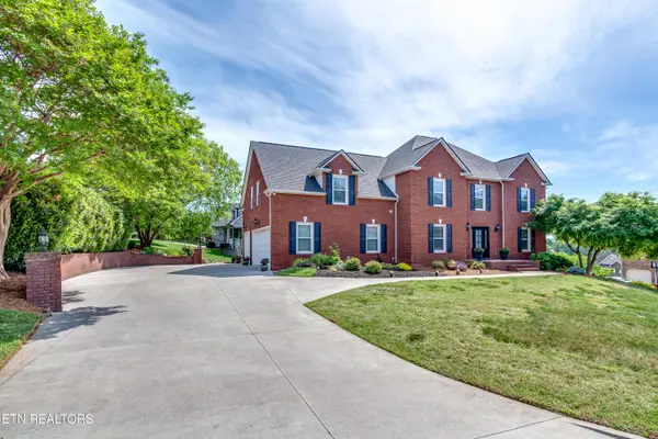 3310 Whispering Oaks Drive, Knoxville, TN 37938
