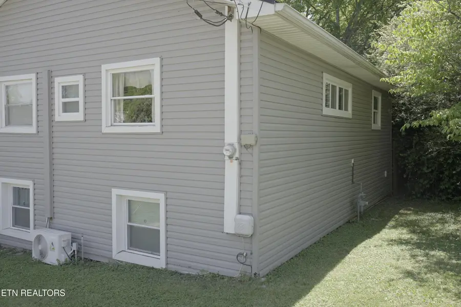 637 W Outer Drive, Oak Ridge, TN 37830 - #3