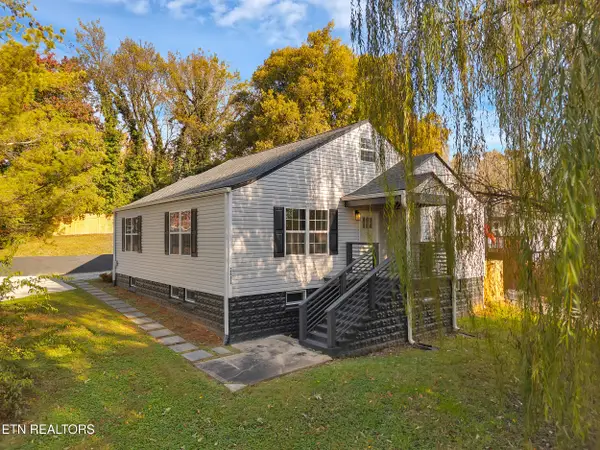 2505 Buffat Mill Rd, Knoxville, TN 37917