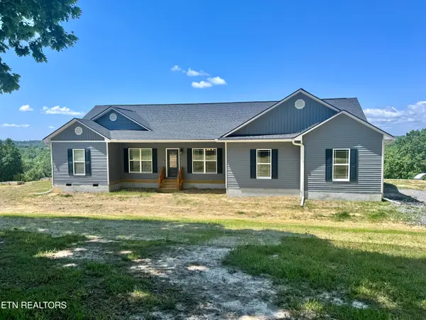 610 Summer City Firetower Rd, Pikeville, TN 37367