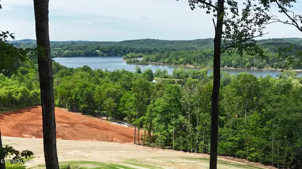 132 Eagles Crest Court, Loudon, TN 37774