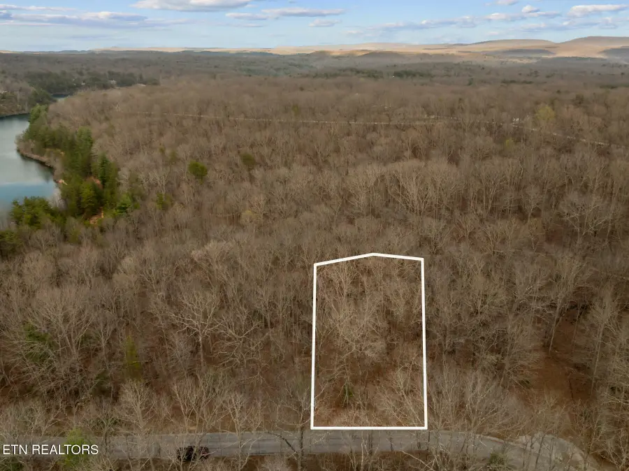 131 Hunterwood Lane, Crossville, TN 38558 - #2