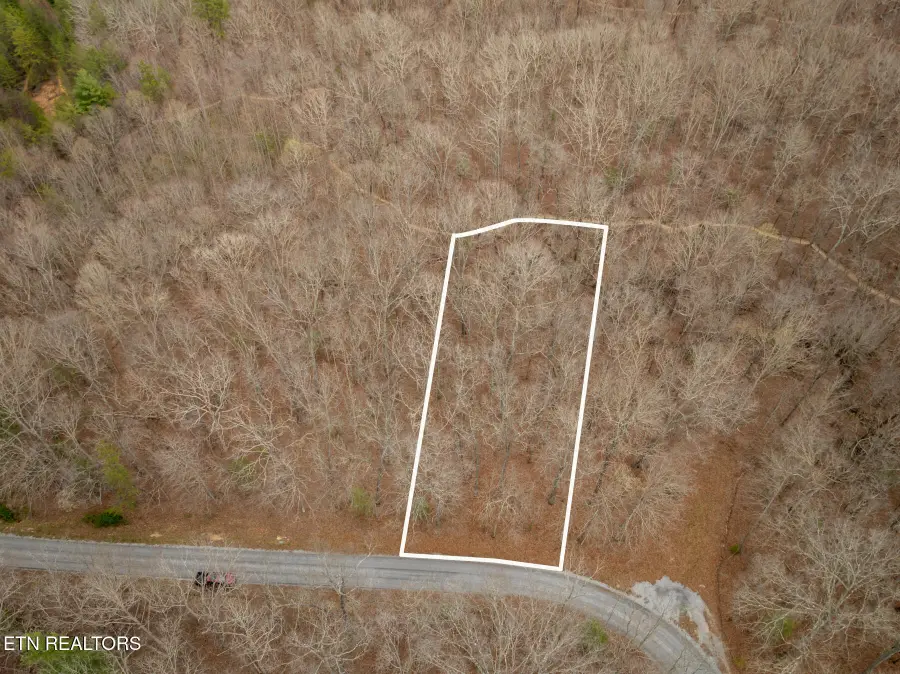 131 Hunterwood Lane, Crossville, TN 38558 - #3