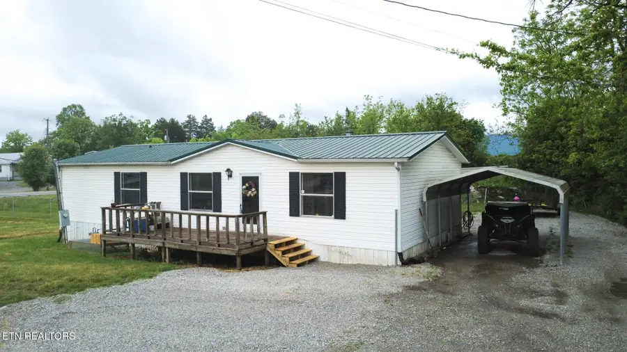 115 Queener St, Jacksboro, TN 37757 - #3