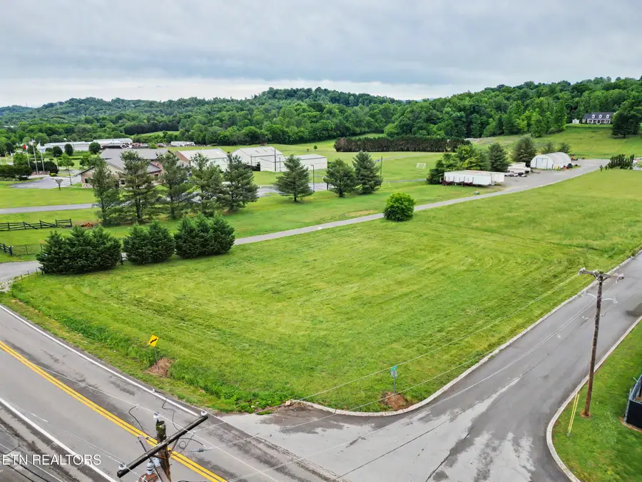 3641 Louisville Rd, Louisville, TN 37777 - #3