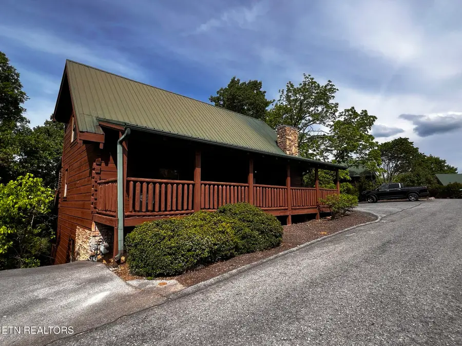 3216 White Falcon Way #19, Pigeon Forge, TN 37863 - #2