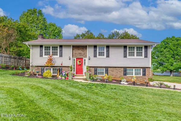 7808 Hallsdale Rd, Knoxville, TN 37938