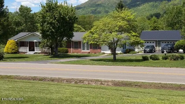 3217 Doctor Thomas Walker Rd, Ewing, VA 24248 - #3