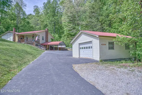 2952 Hanging Limb Hwy, Monterey, TN 38574