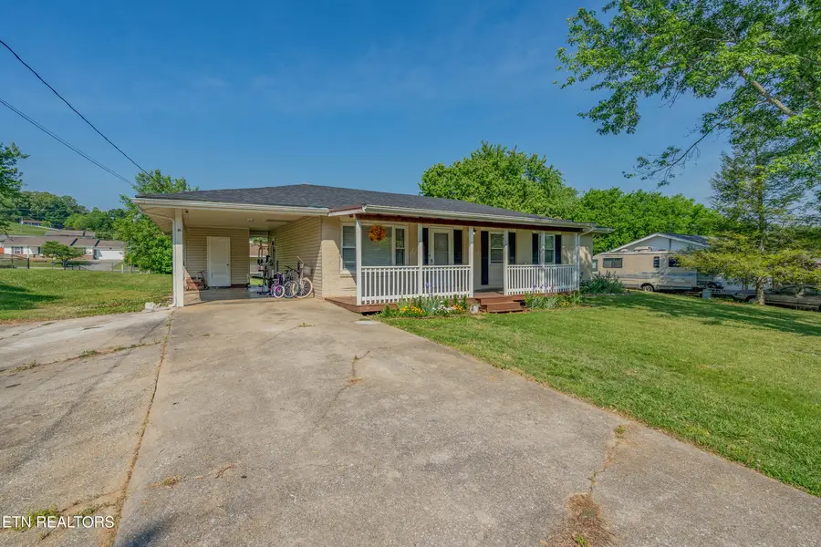 415 Coffee Lane, Loudon, TN 37774 - #3
