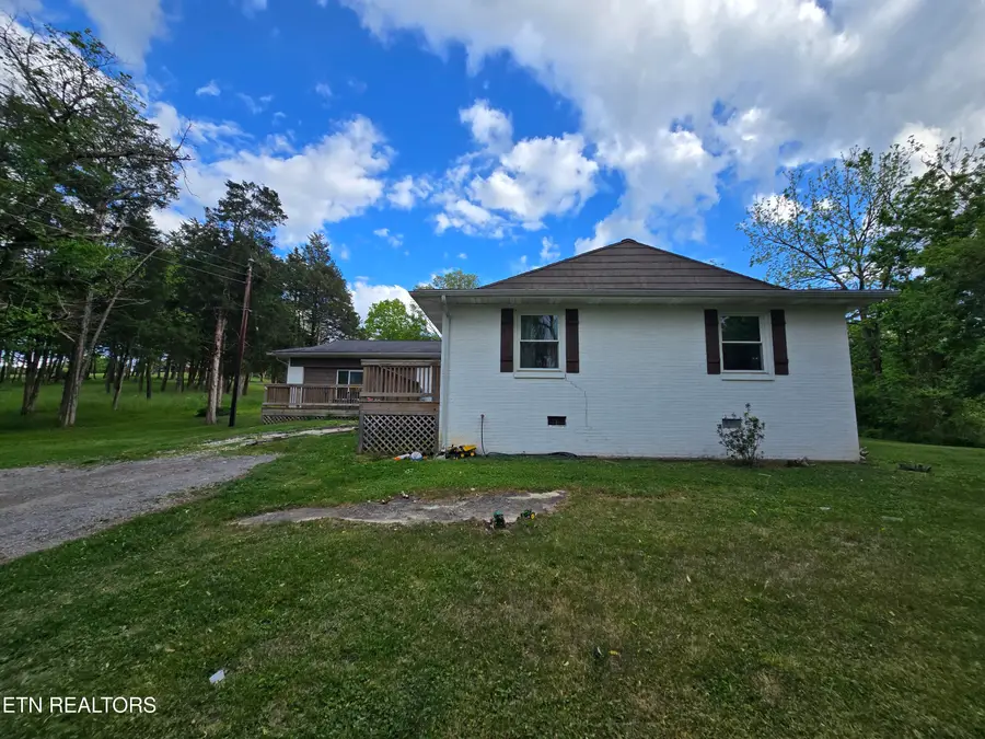 224 Parkey Rd, Ewing, VA 24248 - #3