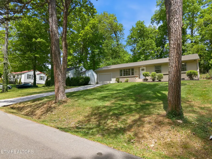 315 Hermitage Drive, Knoxville, TN 37920 - #2