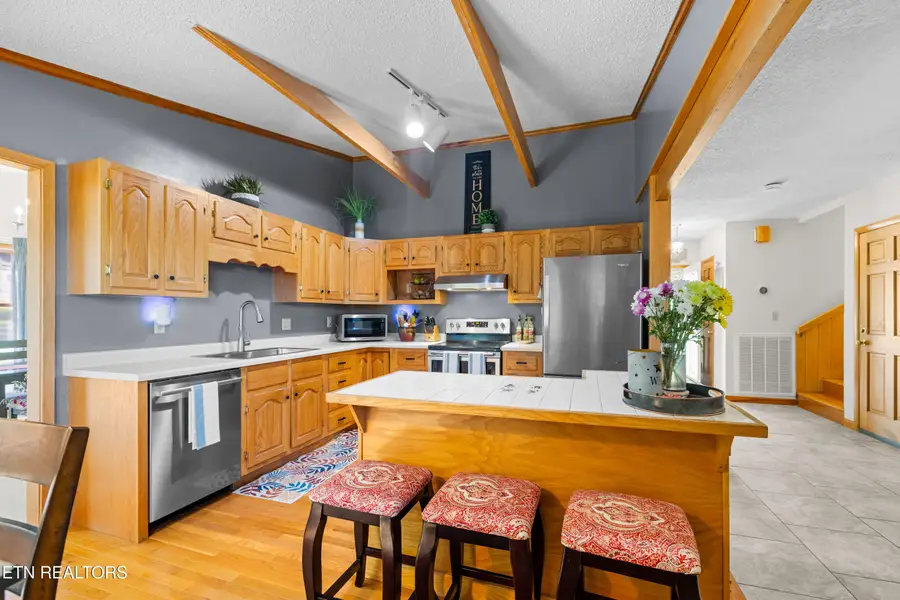 401 Edgewood Tr, Newport, TN 37821 - #3