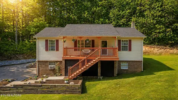 8605 Parker Drive, Corryton, TN 37721