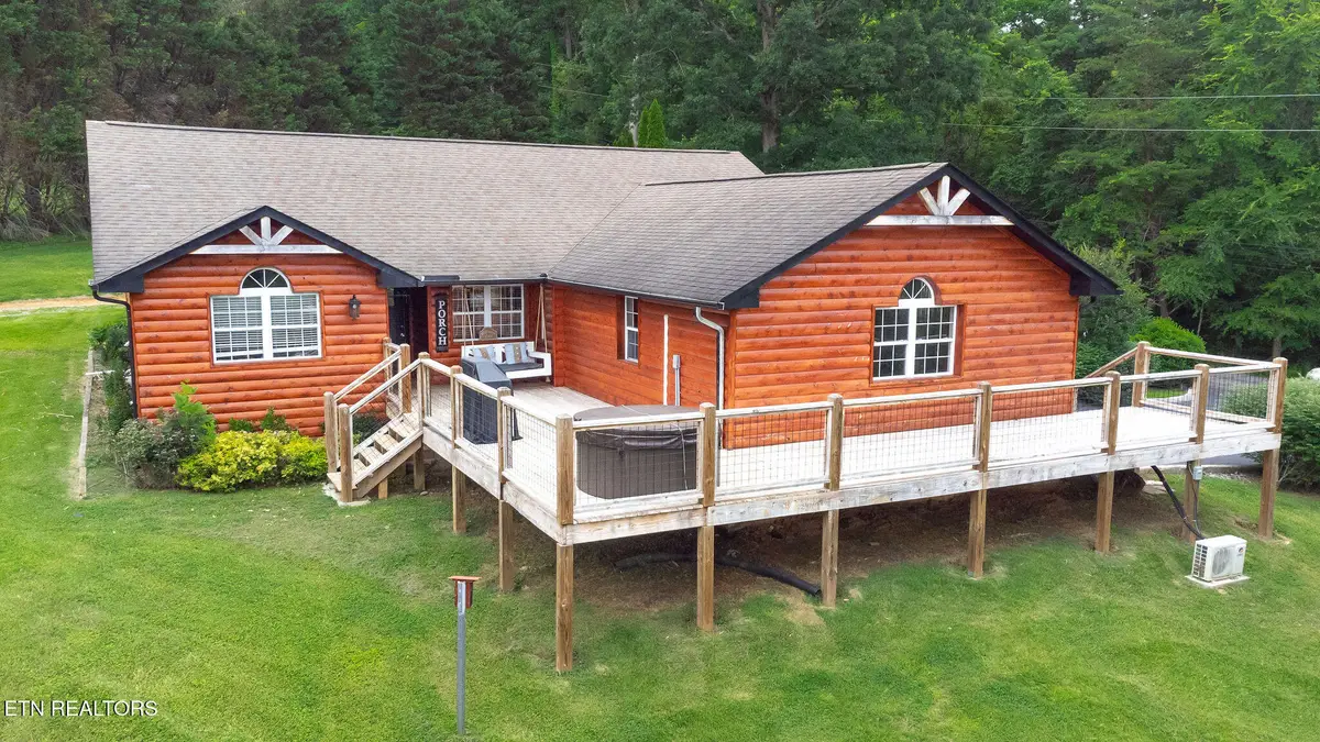 3307 Valley High Rd, Sevierville, TN 37862 - #1