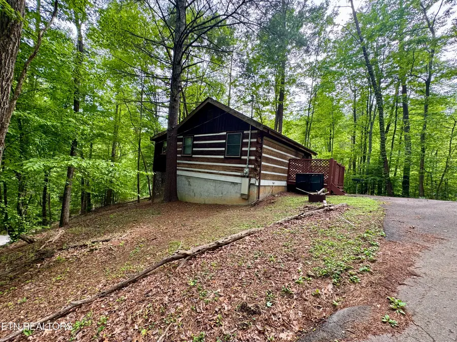 2340 Avon Circle, Sevierville, TN 37876 - #3
