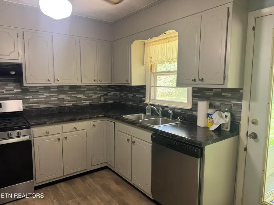 664 Sparta Drive, Crossville, TN 38555 - #3