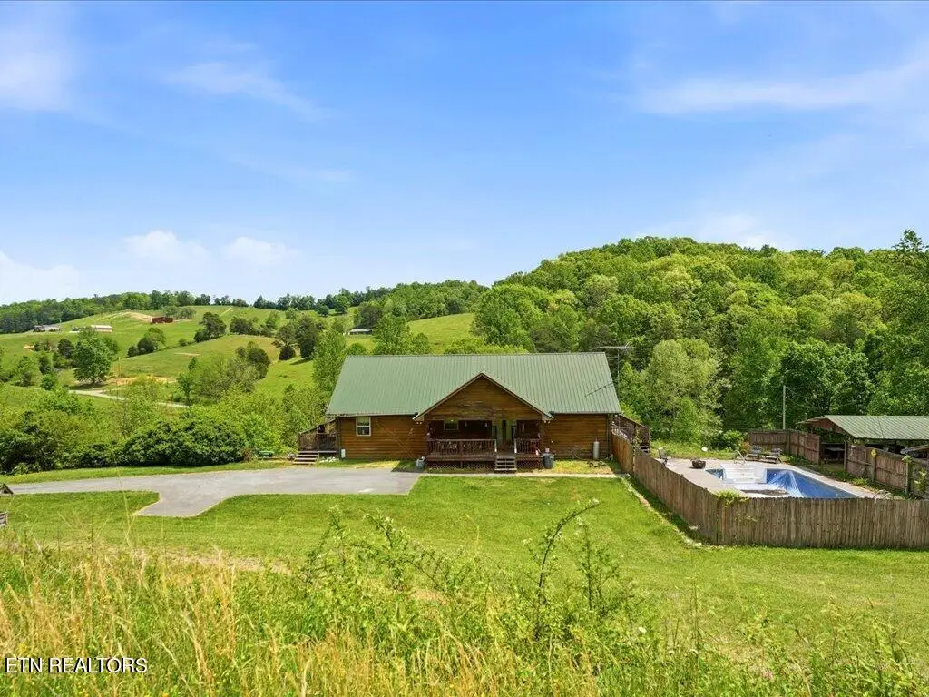 151 Rolen Rd, New Tazewell, TN 37825 - #1