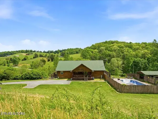 151 Rolen Rd, New Tazewell, TN 37825