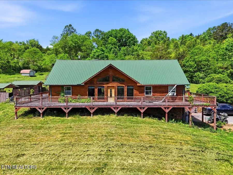 151 Rolen Rd, New Tazewell, TN 37825 - #2