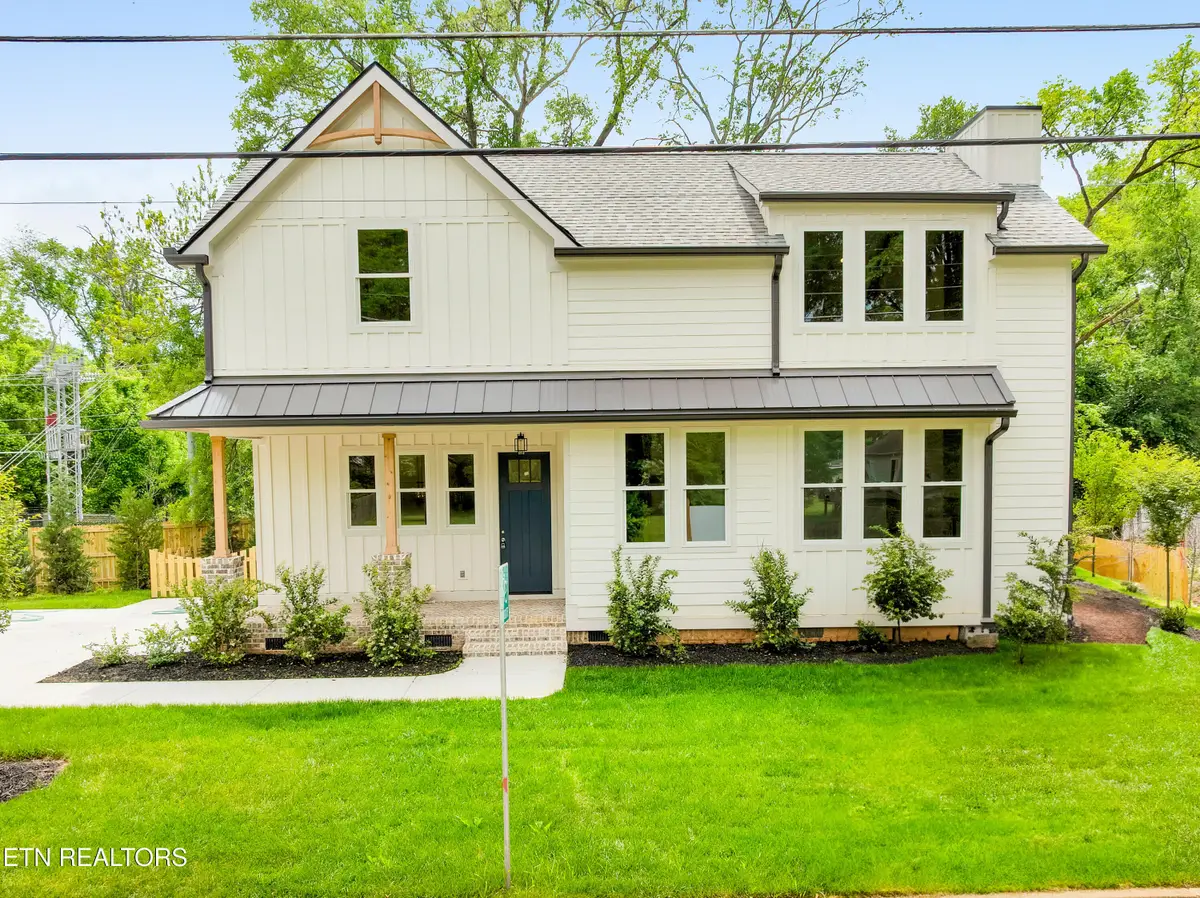 1402 W 55th St, Chattanooga, TN 37409 - #1