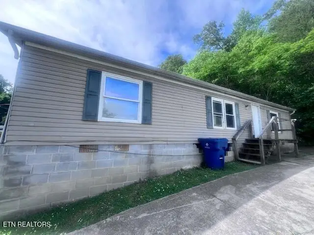 445 W Broad St, Clinton, TN 37716 - #1