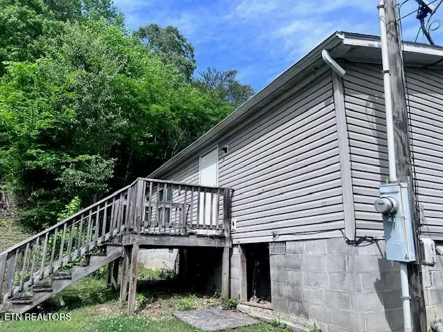 445 W Broad St, Clinton, TN 37716 - #2