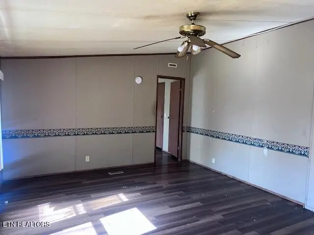 445 W Broad St, Clinton, TN 37716 - #3