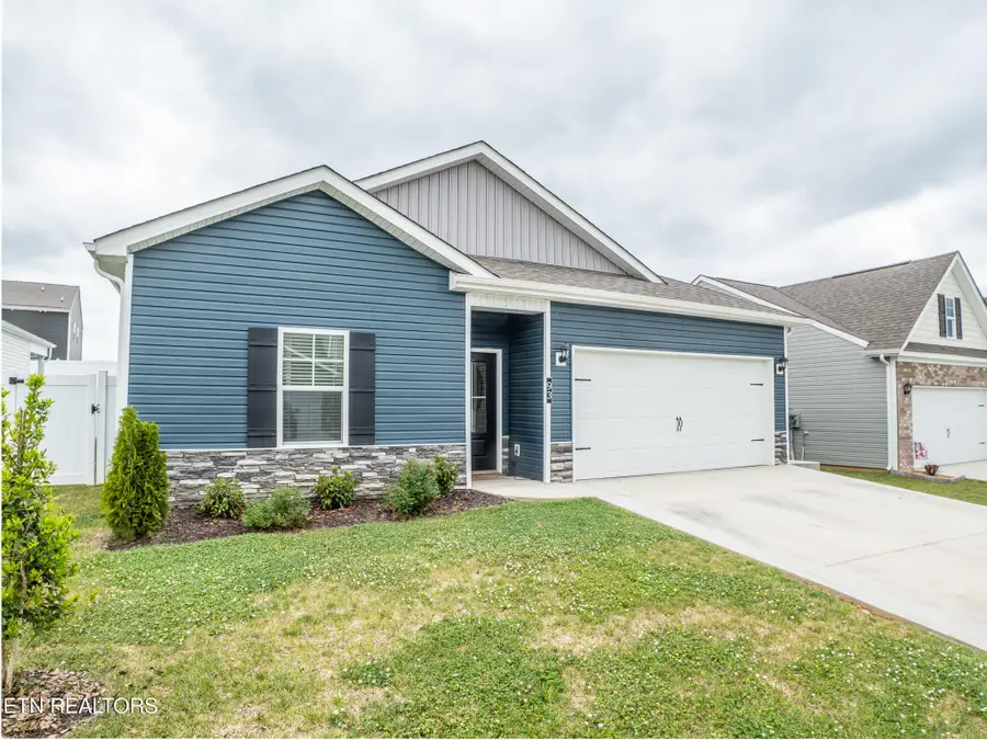 93 Thistle Drive, Bluff City, TN 37618 - #2