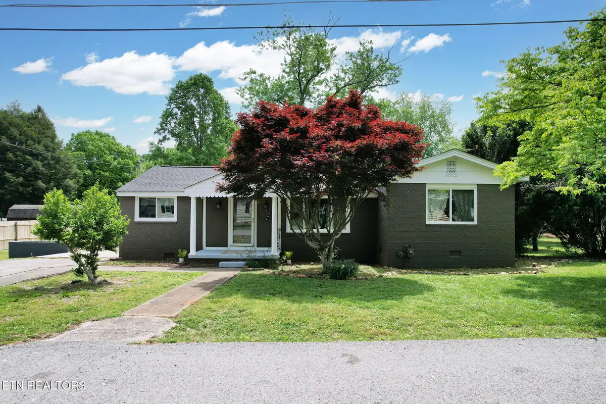 811 Tennal St, Athens, TN 37303 - #1
