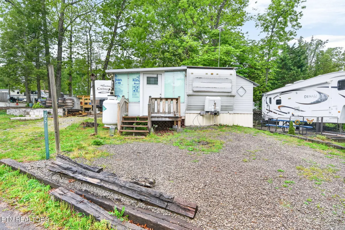 65 Seminole Rd, Crossville, TN 38572 - #1