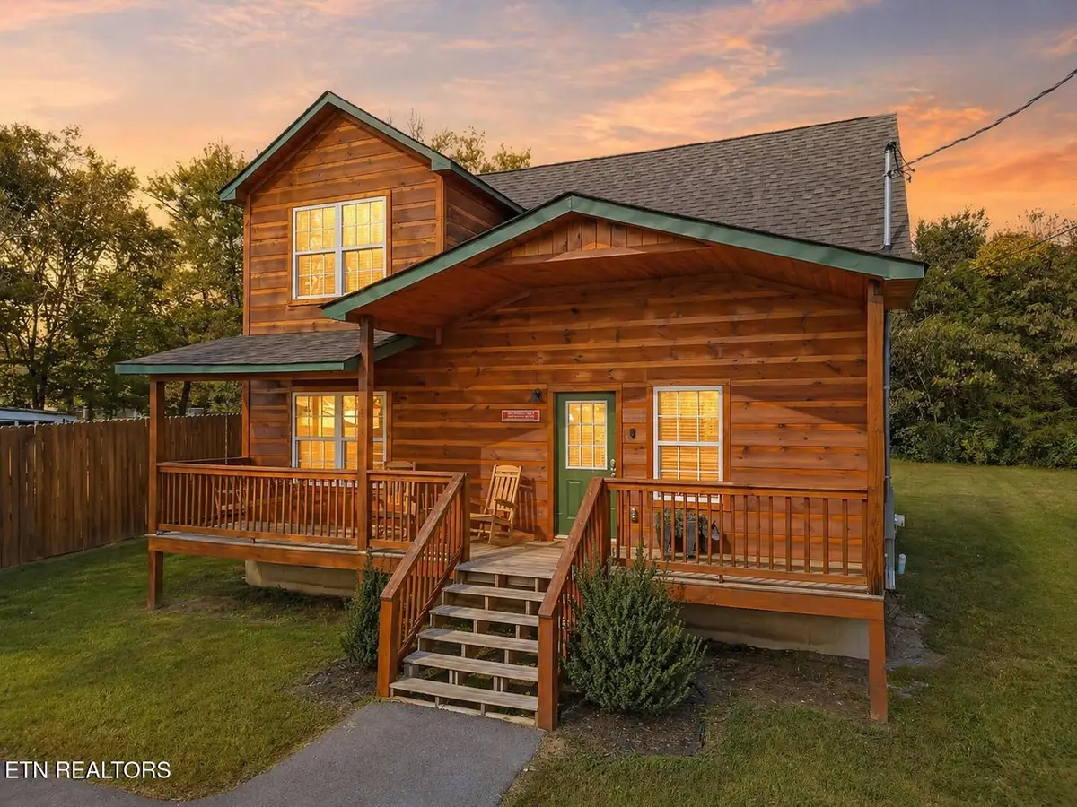 216 Caton Rd, Sevierville, TN 37862 - #1