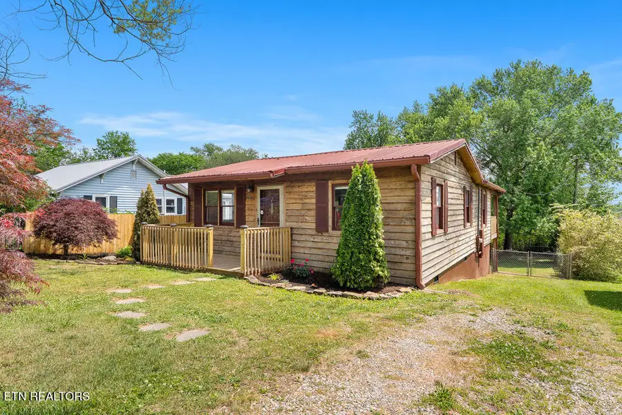 2810 Carson Ave, Knoxville, TN 37917 - #3