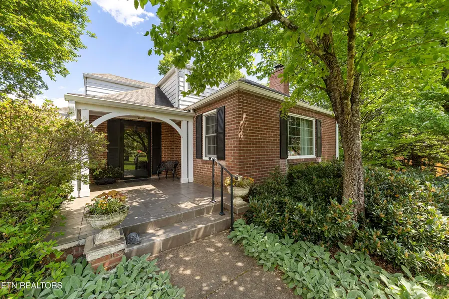 932 Woodside St, Knoxville, TN 37919 - #2