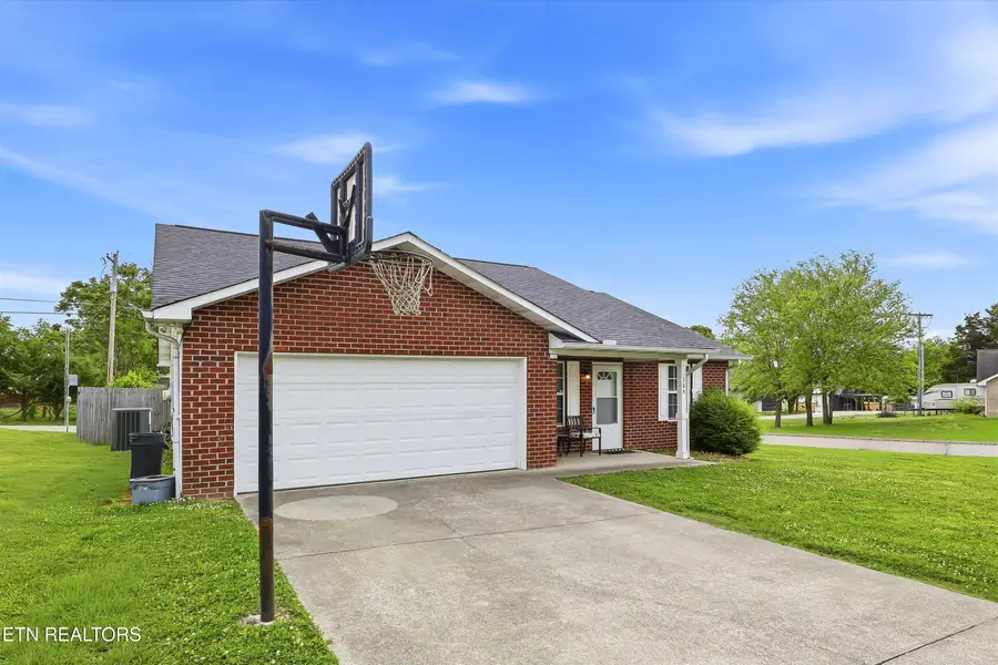 304 Teal Drive, Maryville, TN 37801 - #2